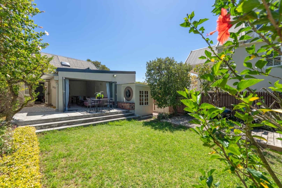 3 Bedroom Property for Sale in Higgovale Western Cape
